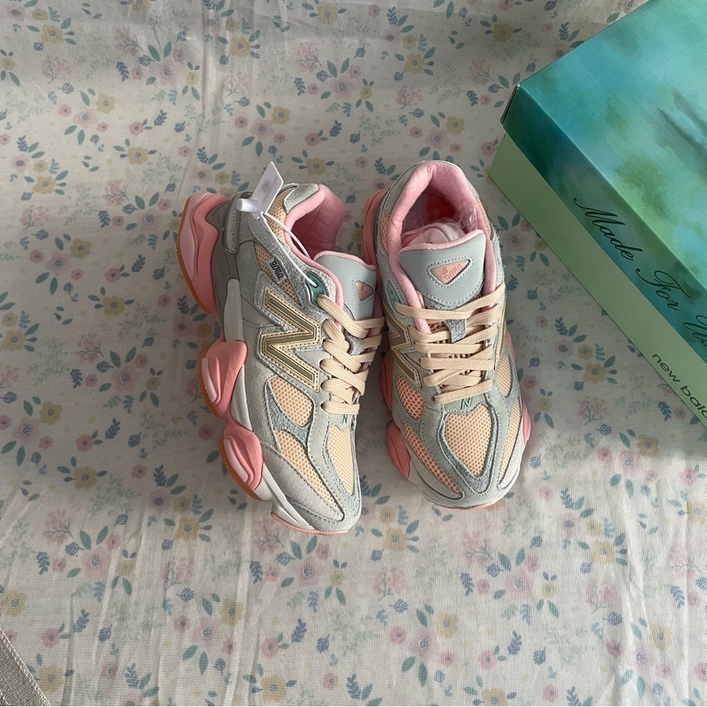 New Balance Chunky Pastel Sneakers